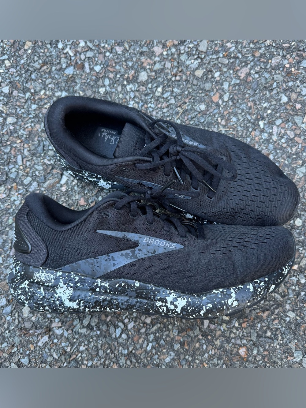 Brooks Ghost 16 Shoes Men’s Size 10 Black White Lace Up Running Athletic Active